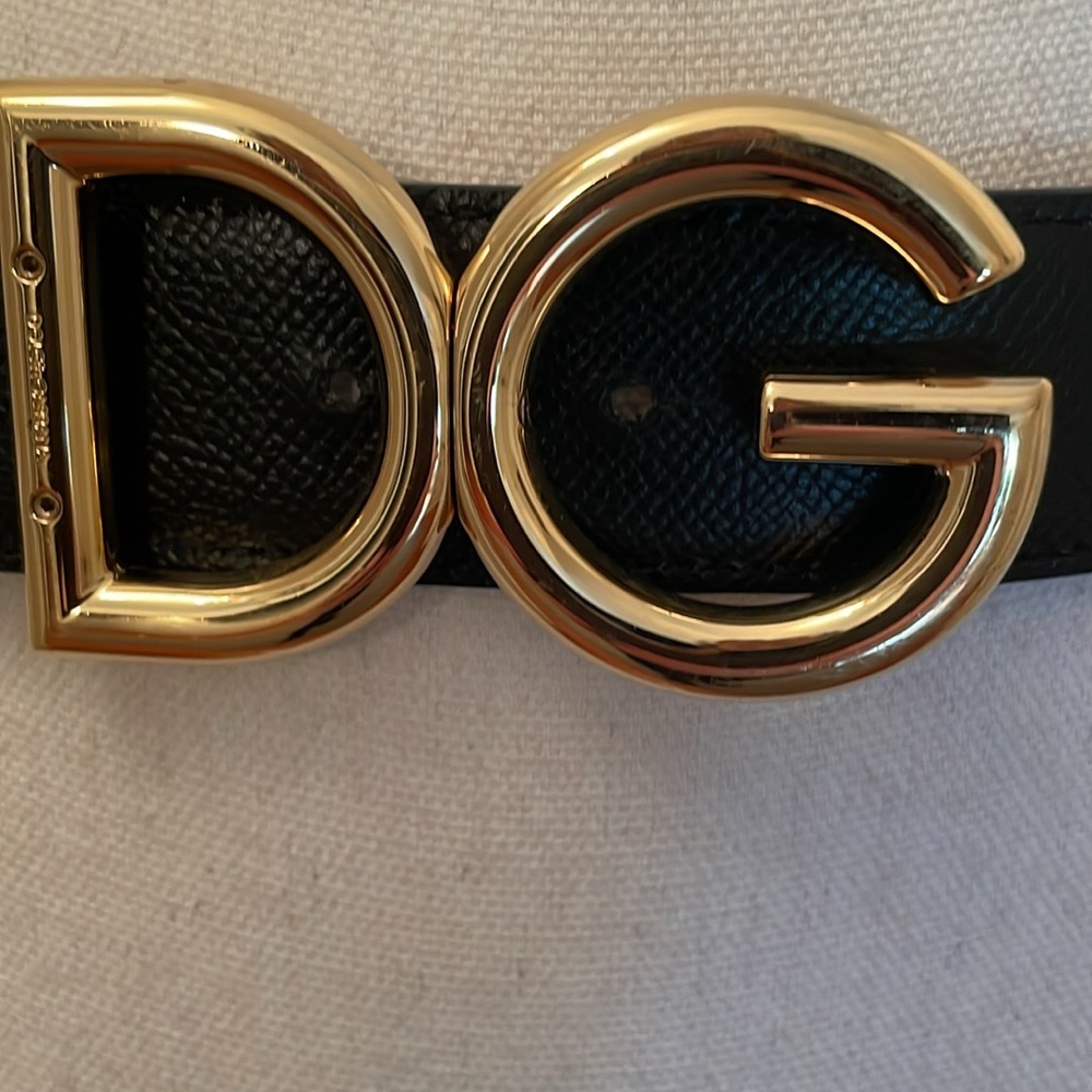 Authentic Dolce & Gabbana Reversible Belt - Picture 2 of 6